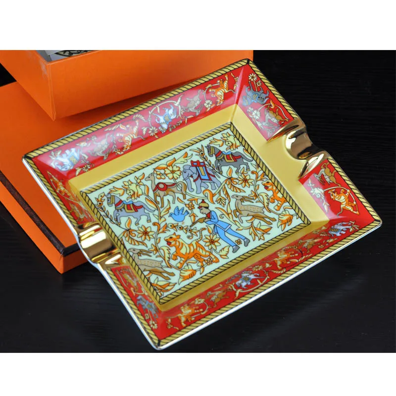 Новое поступление. Красивый элегантный синий узор костяной керамический