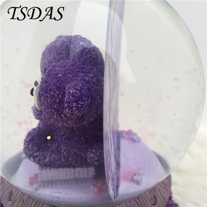 Рождественский подарок Смола Music Box мультфильмы несут снег хрустальный шар