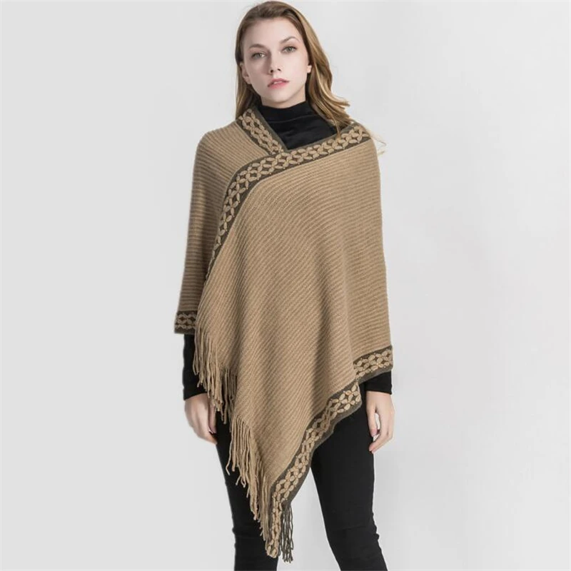 Женский плащ IANLAN из искусственного меха с вырезом и кисточками IL00132