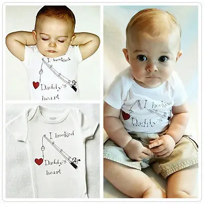 Модная одежда для новорожденных мальчиков с надписью I hocked Daddy's Heart Комбинезон
