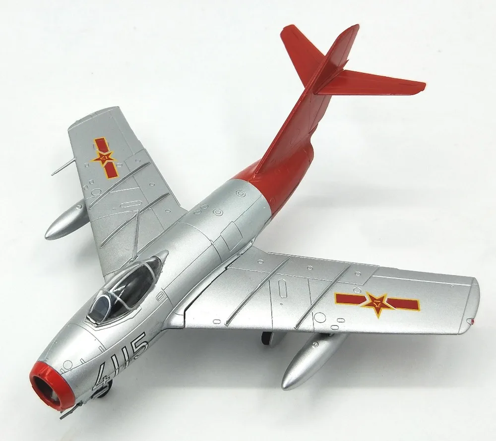 

Труба 1:72, модель готовой продукции для ВВС Китая MIG -15 fighter red fox 37131