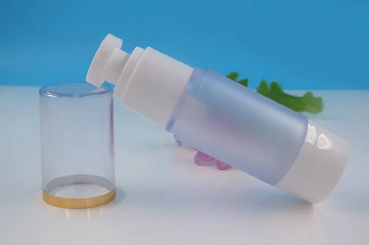 Матовая пластиковая безвоздушная бутылка с круглой головкой 50 мл