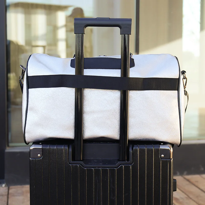 

Silver Sports Bag Lady Luggage Bag in Travel Bags with Tag Duffel Gym Bag Leather Women Yoga fitness sac de sport bolsa deporte