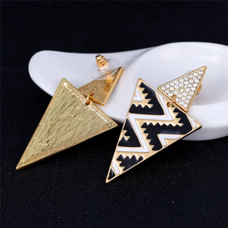 2017 Новые моды элегантный геометрический треугольник серьги подвески для женщин