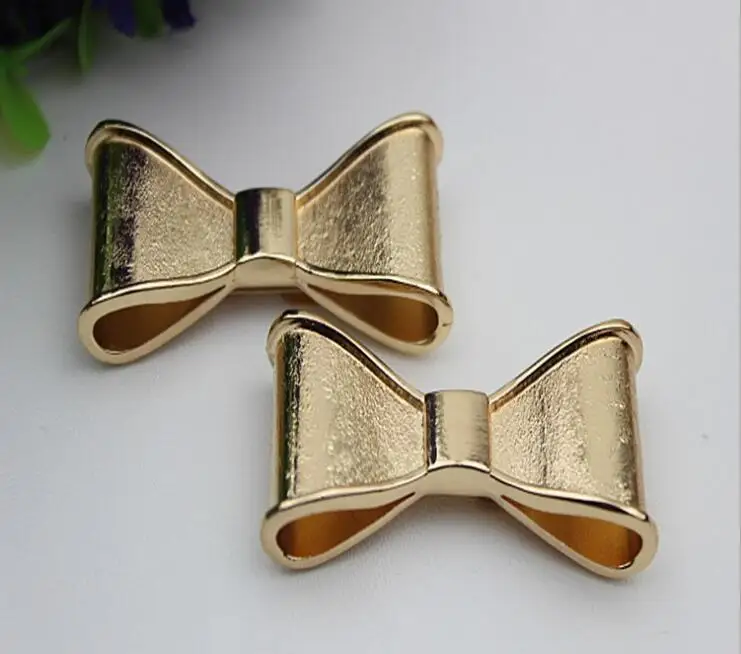 Бесплатная доставка (6 шт./лот) высококачественные красивые сандалии с золотым