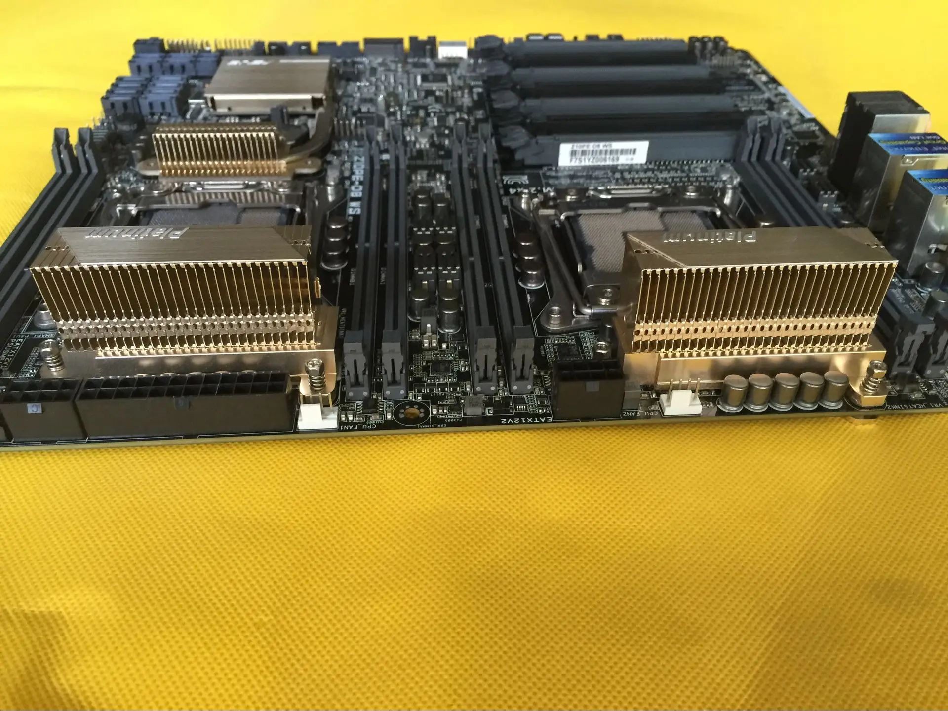 Z10PE D8 WS C612 LGA2011 3|Усилители сигнала| |