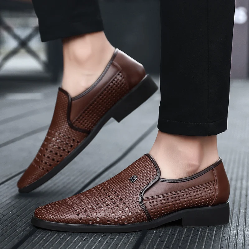 2019 Summer Men's Leather Sandals Genuine Soft Bottom Slip-On Shoes Hole Middle-Aged Hollow Weave Dad 47 48 | Обувь