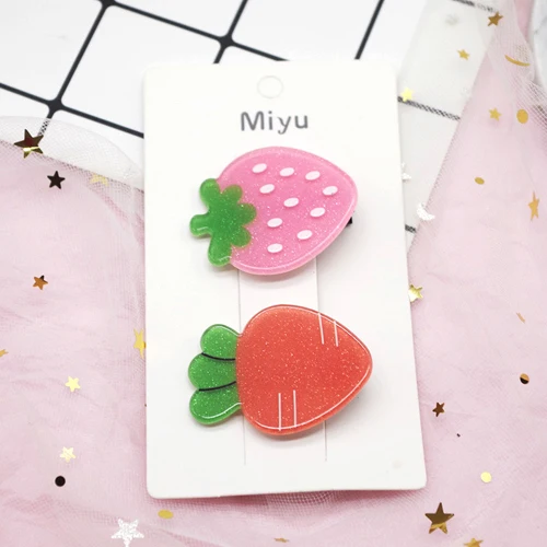Strawberry Новое поступление 2 шт./компл. Детские аксессуары для волос; Головные уборы комплект клубника ананас заколки для волос с фруктами мультфильм морковь заколки для волос для девочек - Цвет: Strawberry