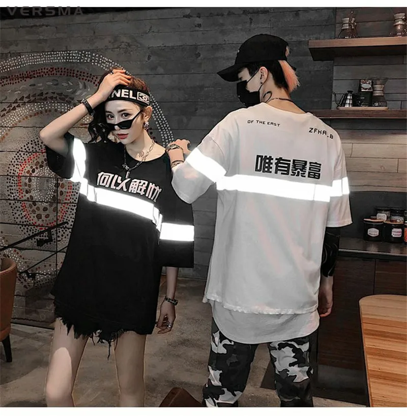 VERSMA корейская Harajuku Светоотражающая светящаяся китайская печатная Футболка мужская летняя Высокая улица K поп винтажная парная Футболка мужская