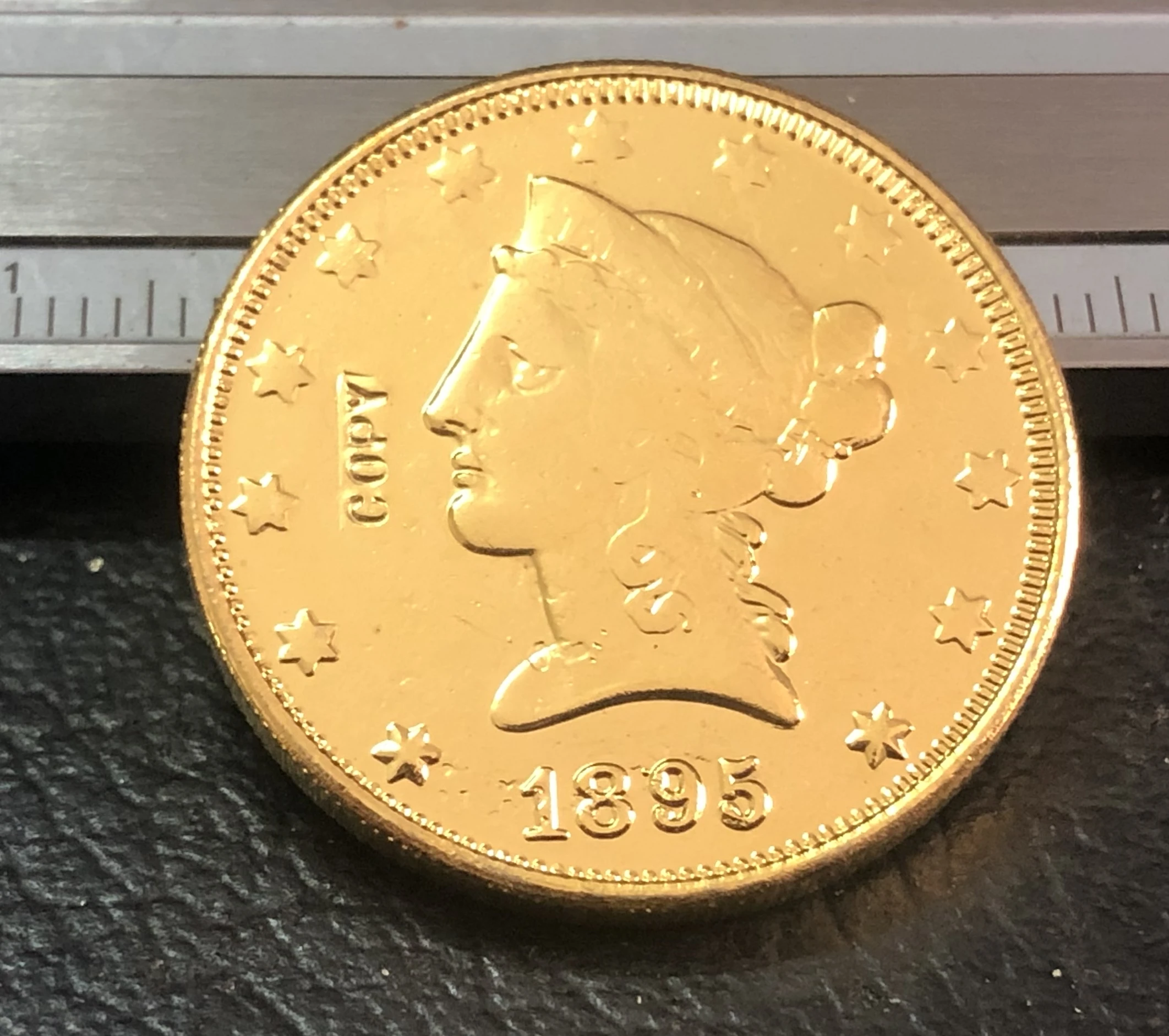 1895 o оформление оформления искусственной головы доллара (девиз на обратном)