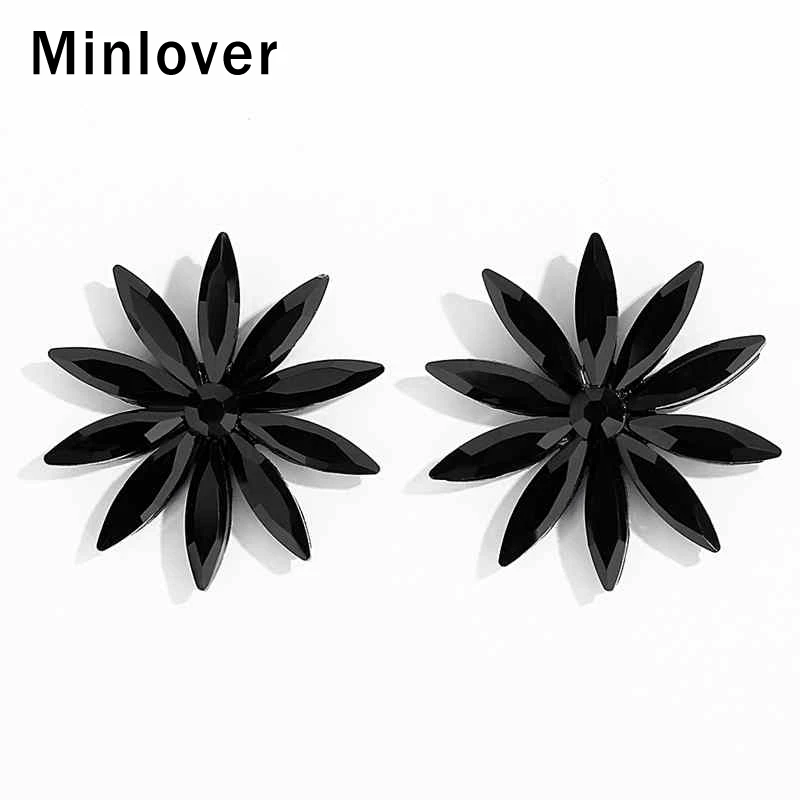 

Minlover Popular Vintage Black Flower Crystal Lady Stud Earrings Elegant Rhinestone Earrings Women's Accessories Jewelry MEH1476
