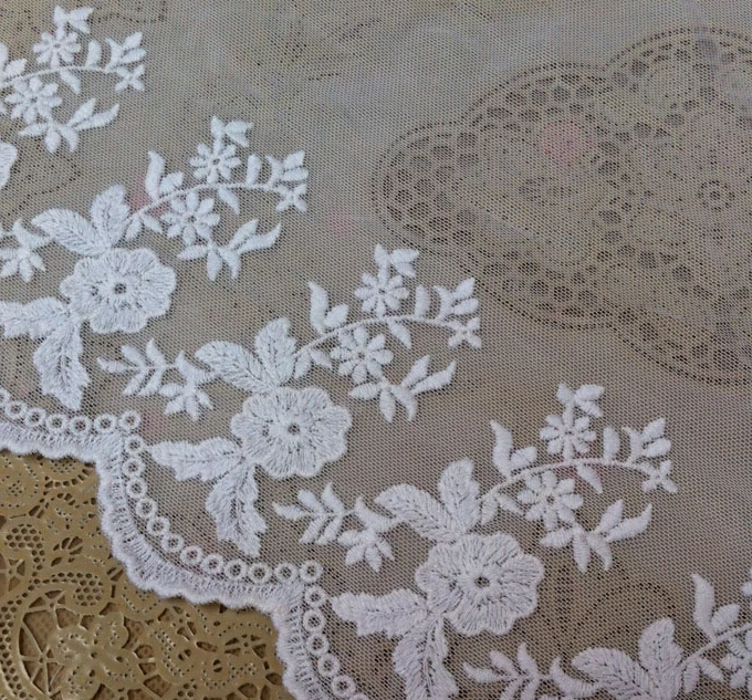 Лидер продаж! 2 м/лот Бесплатная доставка ширина 25 см 3 цвета вышитый шитье гипюр