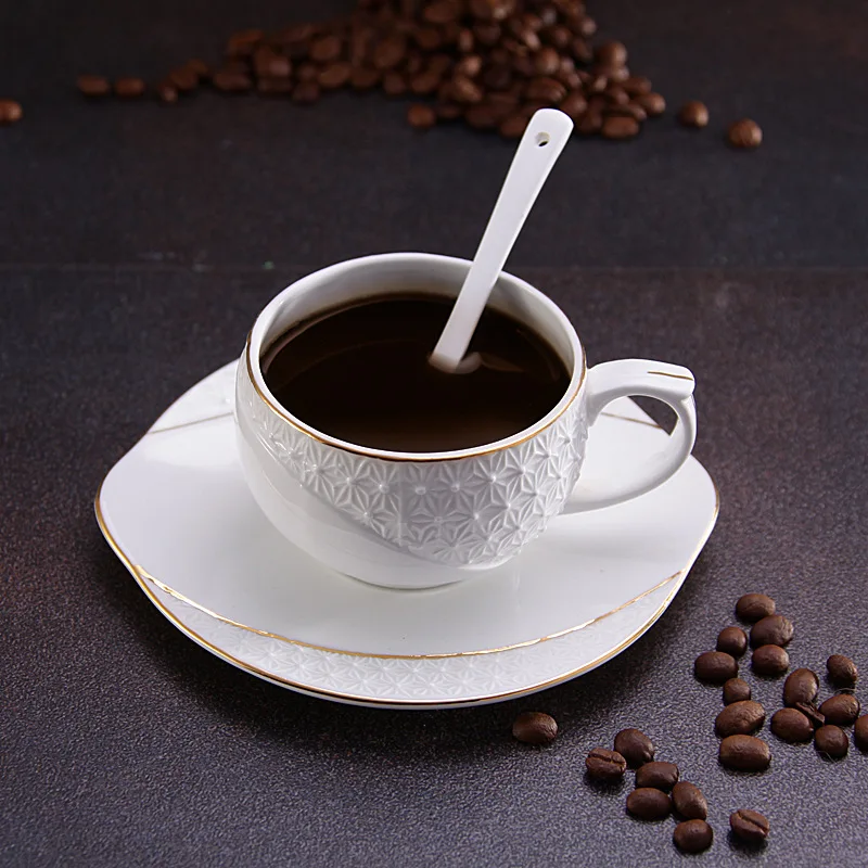 Высококачественные резные керамические кофейные чашки позолоченная кофейная