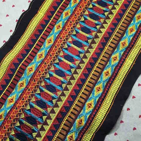 Miao вышивка hmong nent тканая кружевная швейная накладка лента в рулоне бохо, этнический Этническая Цыганская DIY аксессуар Индия тайская - Цвет: color A as photo