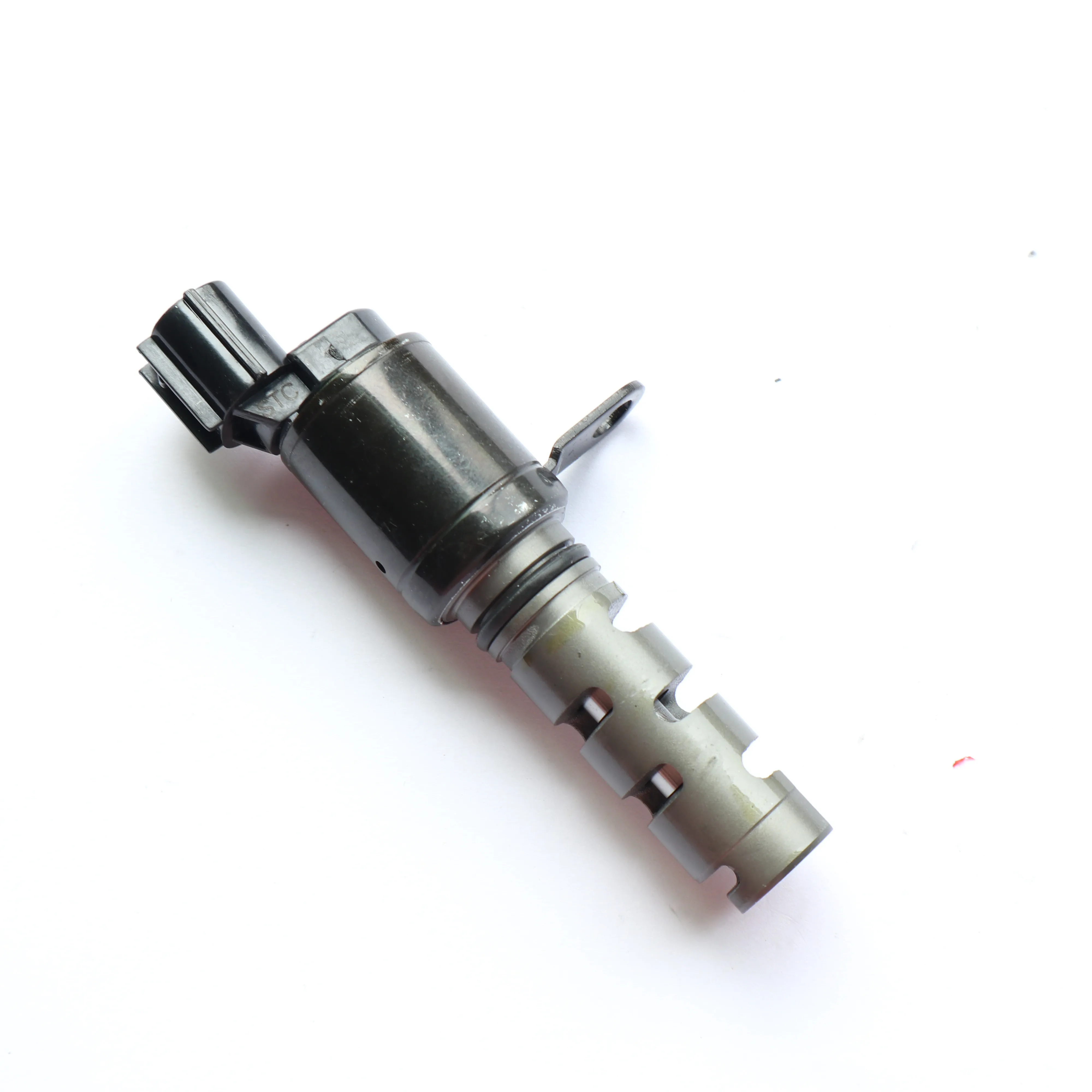 

Oil Flow Control Valve VVT Variable Timing Solenoid 24355-25000 243552 for Hyundai Sonata Kia SPORTAGE 2.0L 2.4L 24355-2G000