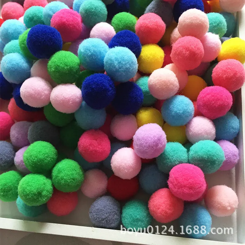 Разноцветная пушистая плюшевая ткань с помпоном разных размеров для рукоделия