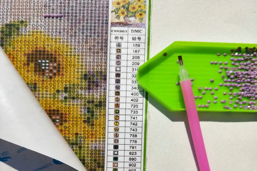 MHD 5D DIY Круглые бриллианты два котенка, кошка и розовый бюстгальтер Алмазная вышивка, трикотажный стежок, Полный Бриллиант, ручная мозаика