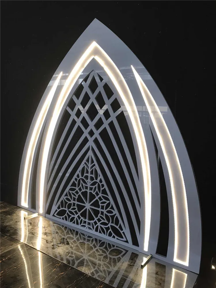 Wedding props custom European wedding stage lighting three-dimensional arch decoration display window decoration.
