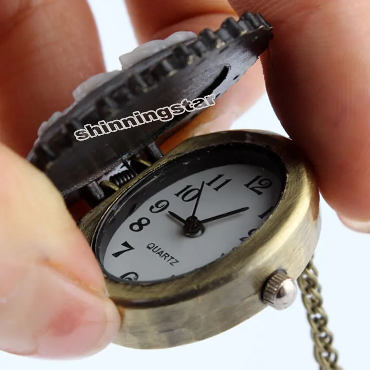 Женские часы с подвеской белые бронзовые карманные в стиле ретро белыми розами и