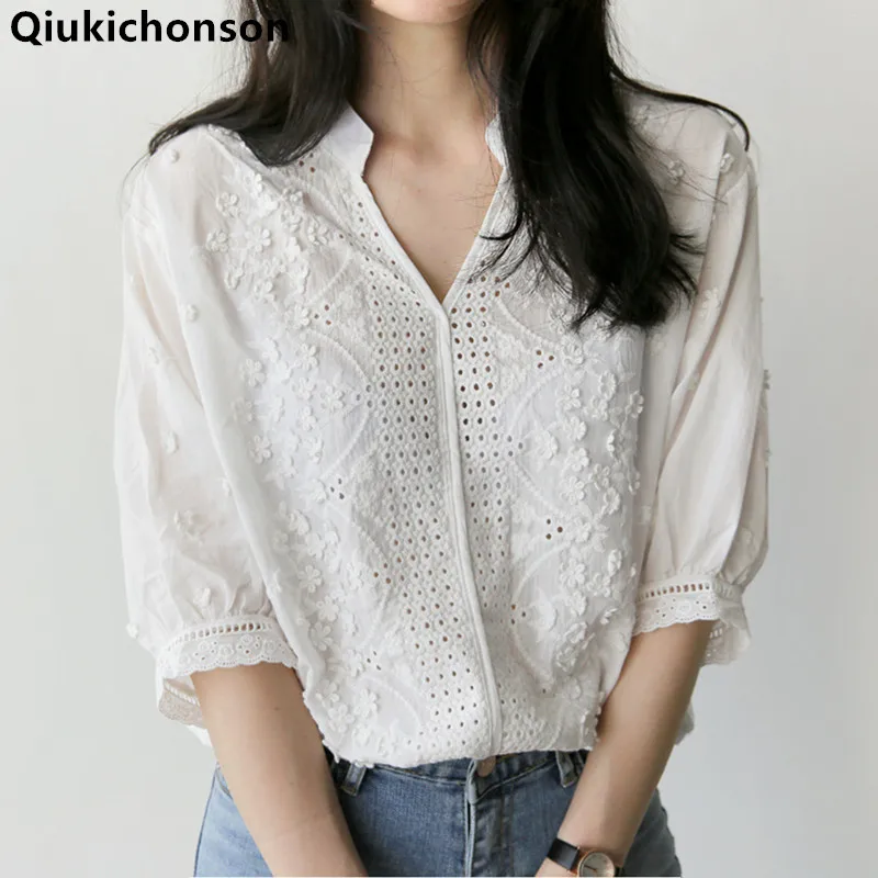 

Qiukichonson White Shirts Women 2018 Spring Summer Tops Ladies Korean Fashion Casual V-Neck Hollow out Embroidery Blouse Cotton