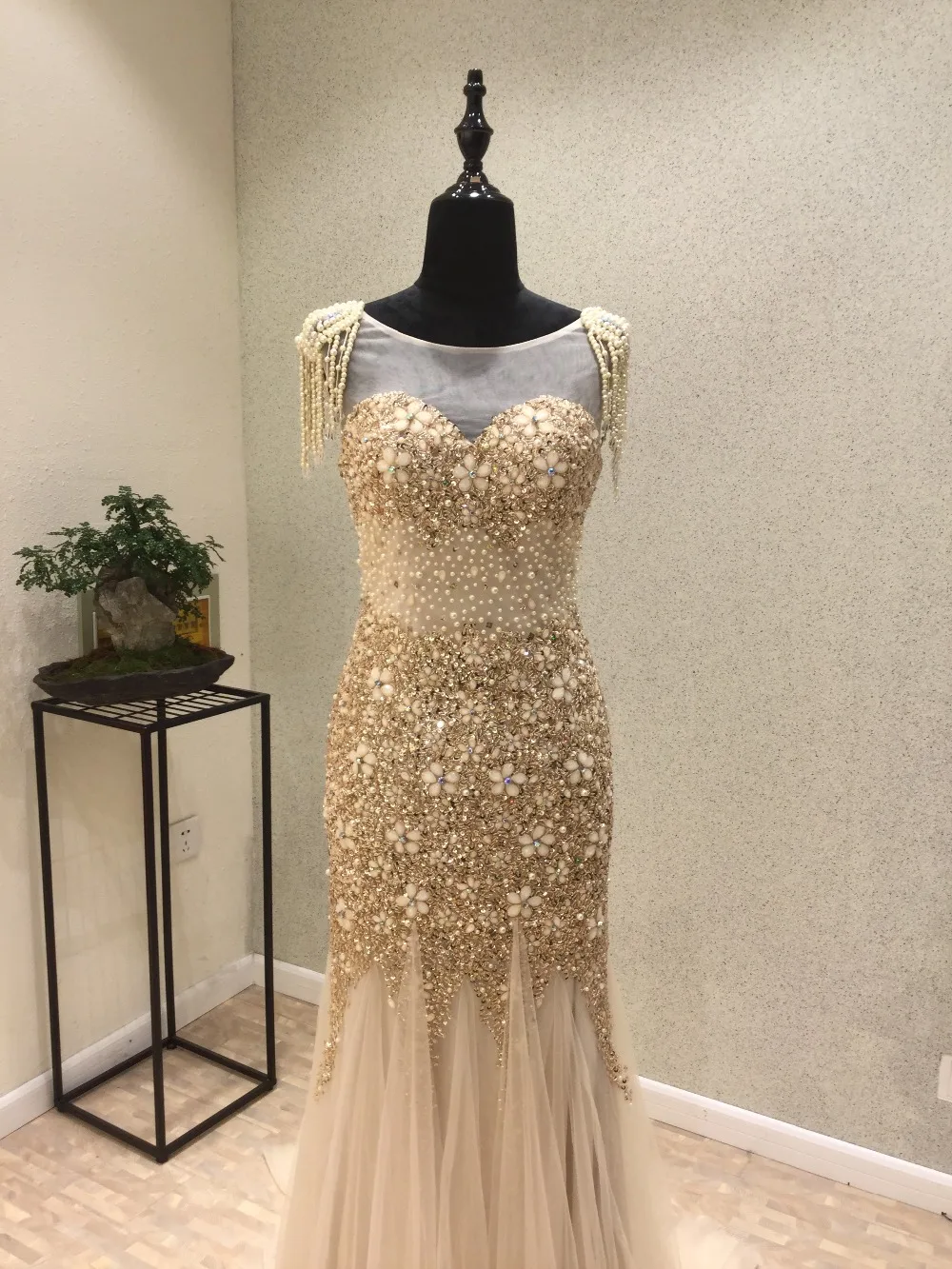 New Fashion Long Evening Dress 2020 Scoop Cap Sleeve Floor Length Beading Tulle Mermaid Prom Dresses Vestido de festa