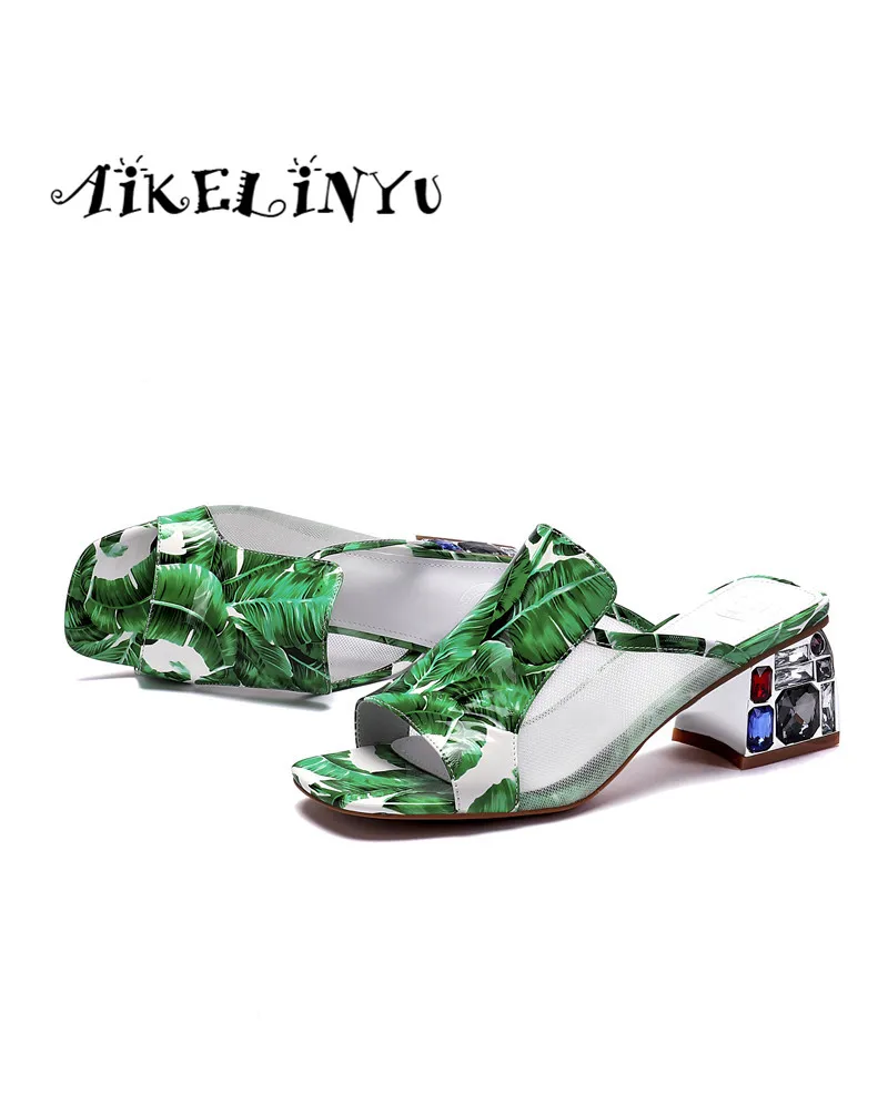 Aikelinyu/женские брендовые шлепанцы; модная обувь с цветочным узором; обувь на низком каблуке; Лоферы без застежки; Изящные женские туфли на каблуке с кристаллами