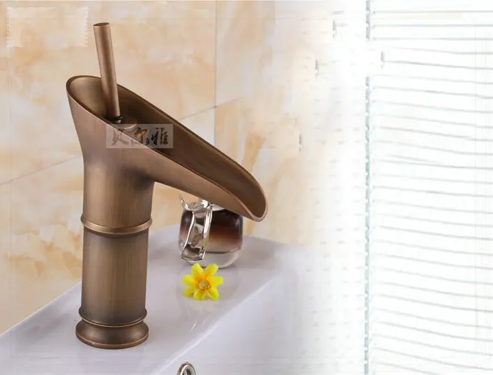 Antique Brass Centerest Bathroom Sink Faucet Waterfall Basin Mixer Tap bronze waterfall faucet | Строительство и ремонт