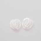 24*26 мм 4 шт.упак. 100% чистый натуральный морской ракушки с вырезами в форме листа Ювелирные изделия Подвески Серьги-Подвески