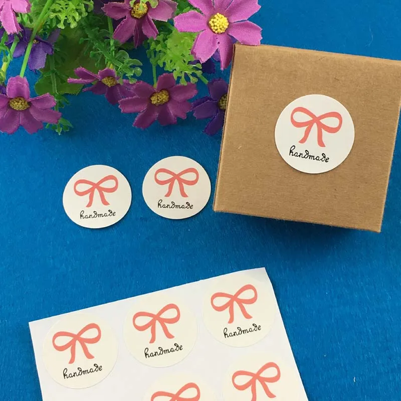 500 шт./лот белая бумага Cursive &quotручная работа&quot Наклейки с розовым бантом