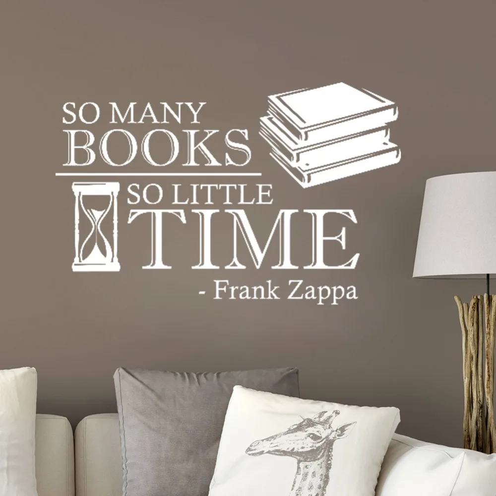 Так много книг вдохновляющая Цитата Наклейка на стену книга для чтения виниловая
