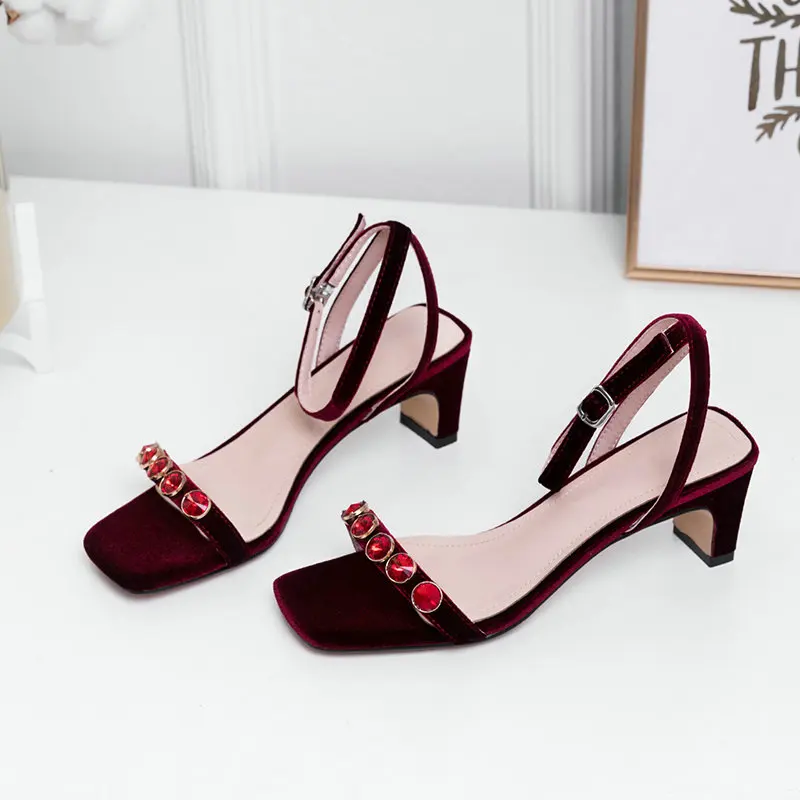 

Salu Fashion Square Heels Sandals New Comfortable Kid Suede Buckle Strap Casual Shoes Explosion Design Women's Sandals