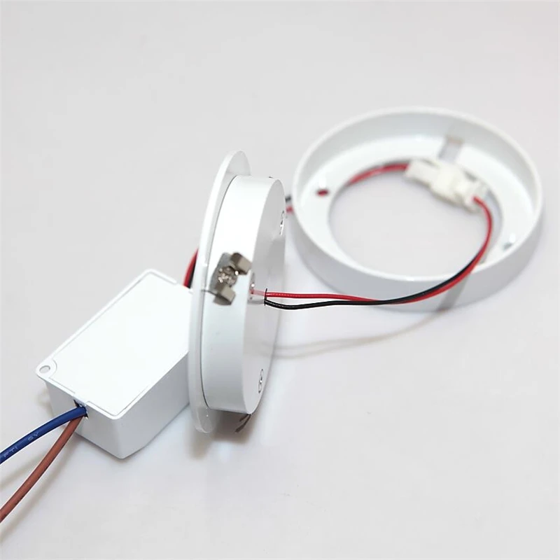 Алюминиевый светодиодный светильник 3*3 Вт с регулируемой яркостью