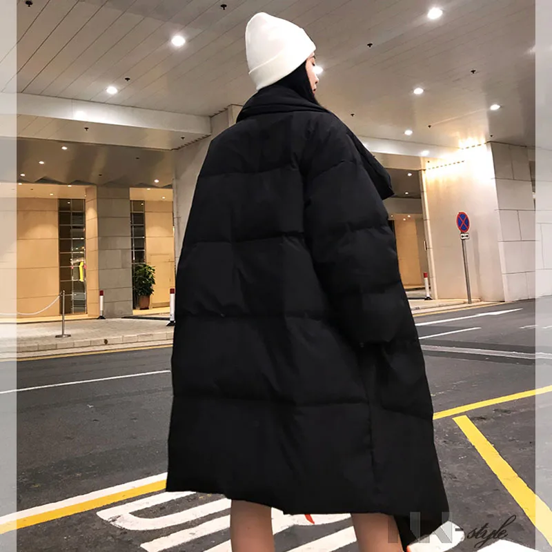 Женская куртка-пуховик на белом утином пуху Блестящая Серебристая асимметричная