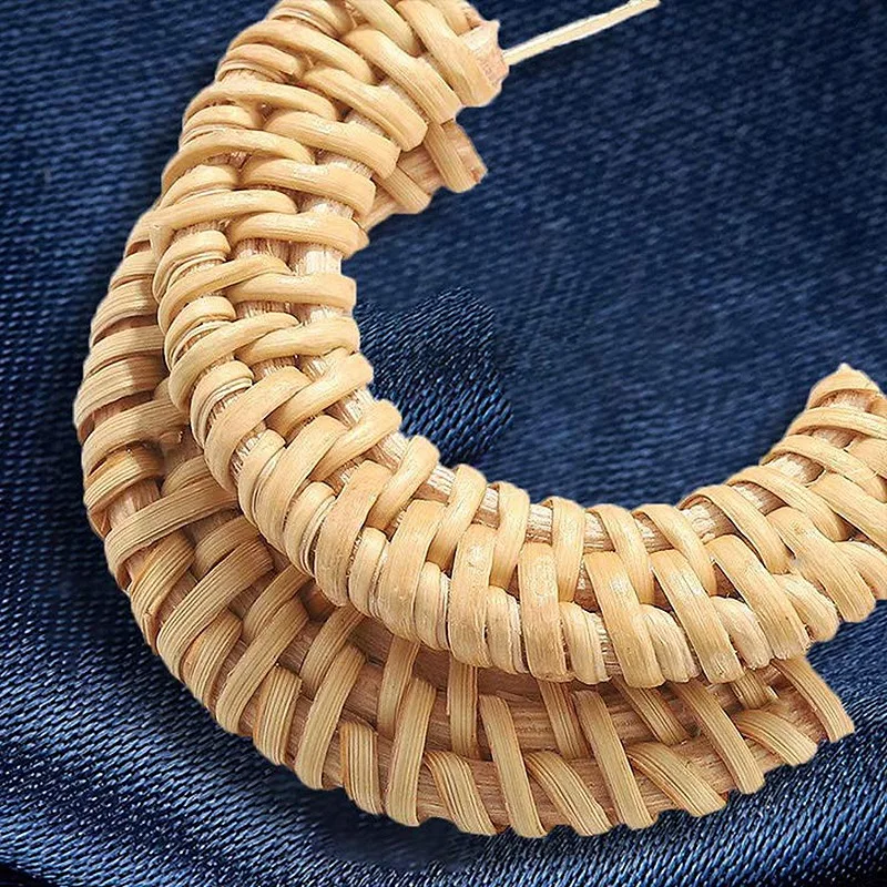 Плетеные серьги кольца из ротанга плетеная оплетка ручной работы Плетеная