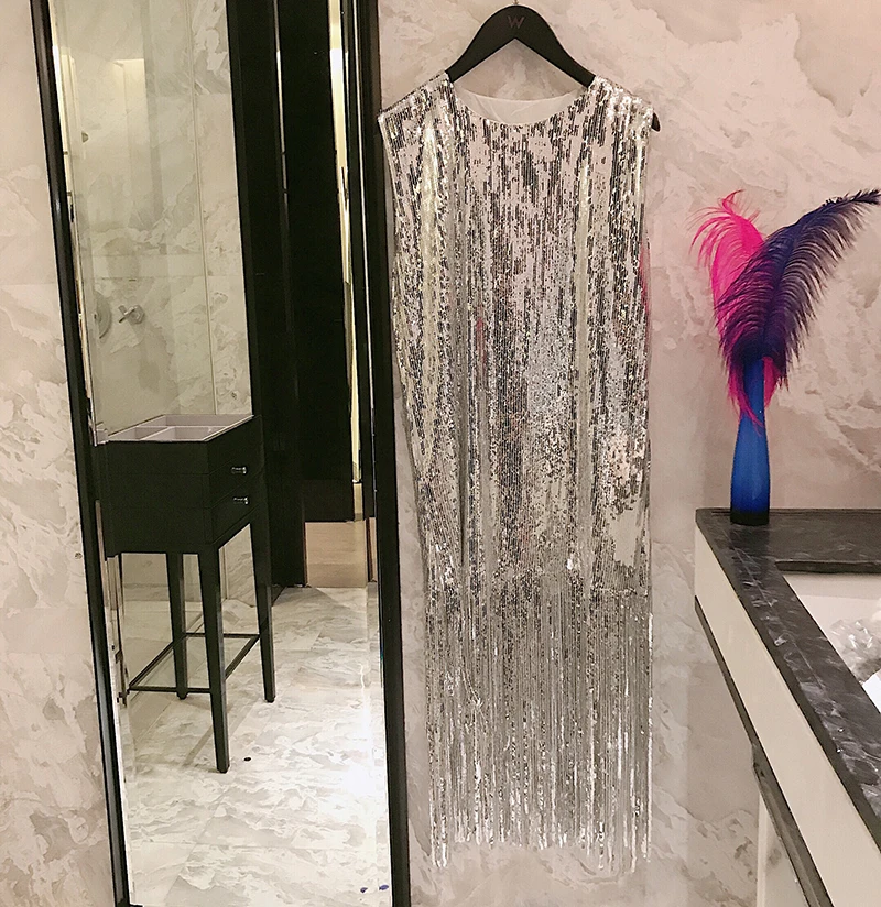 Сарафан с кисточками и тяжелыми блестками Cakucool прямое длинное блестящее