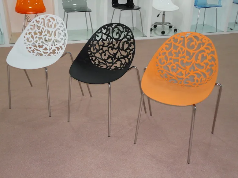 Современный дизайн пластиковые и стальные ножки Штабелируемый обеденный стул