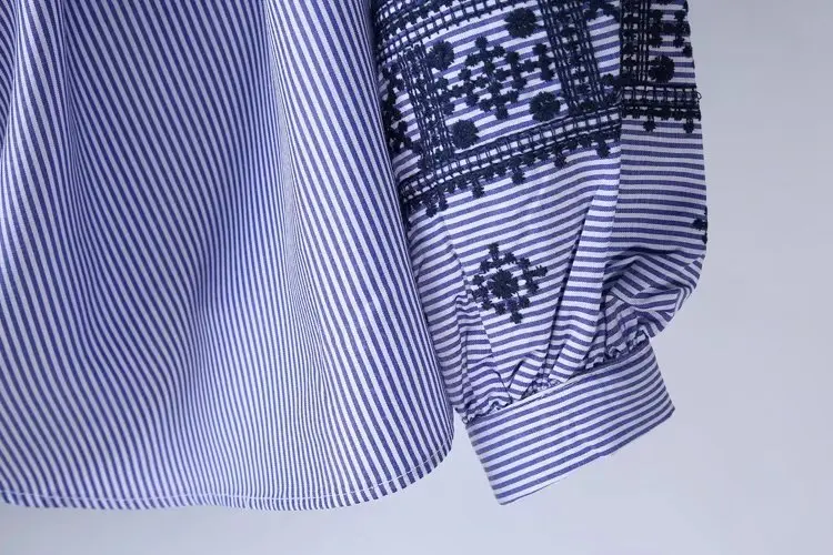 Fashion women BB50-7438 European fashion style and kimono striped Embroidery Shirt |