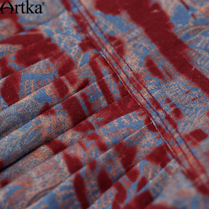 Женское винтажное платье составного кроя ARTKA белое элегантное приталенное из