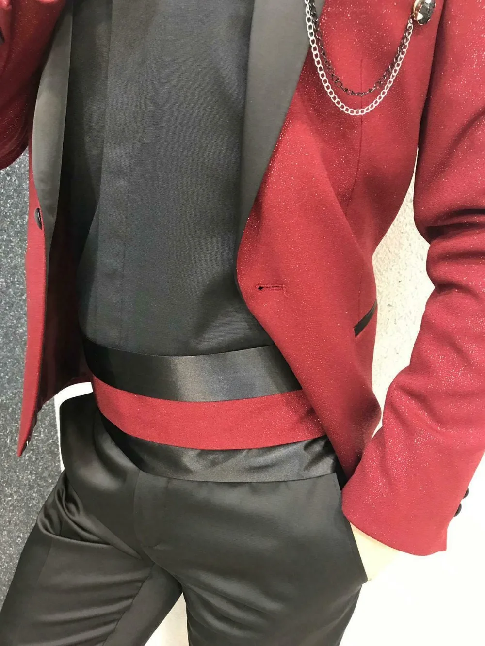 

Red Bling Bling Men's Suits Jacket Wedding Tuxedo Coat 36W-56 W Regular Custom