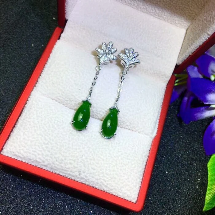 

KJJEAXCMY boutique jewelry 925 pure silver inlaid with natural jade girl earrings, ellipse and micro droplets.