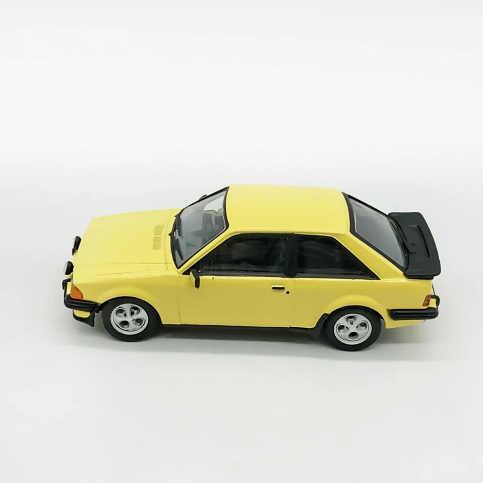Литая 1:43 модель автомобиля металлический FORD/TRIUMPHSTAG Модель литья под давлением игрушечный Транспорт Ретро коллекция детских подарков Игрушечная модель автомобиля