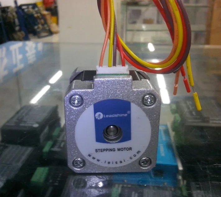 Оптовая продажа 10 шт. в партии двухфазный гибридный шаговый двигатель Leadshine