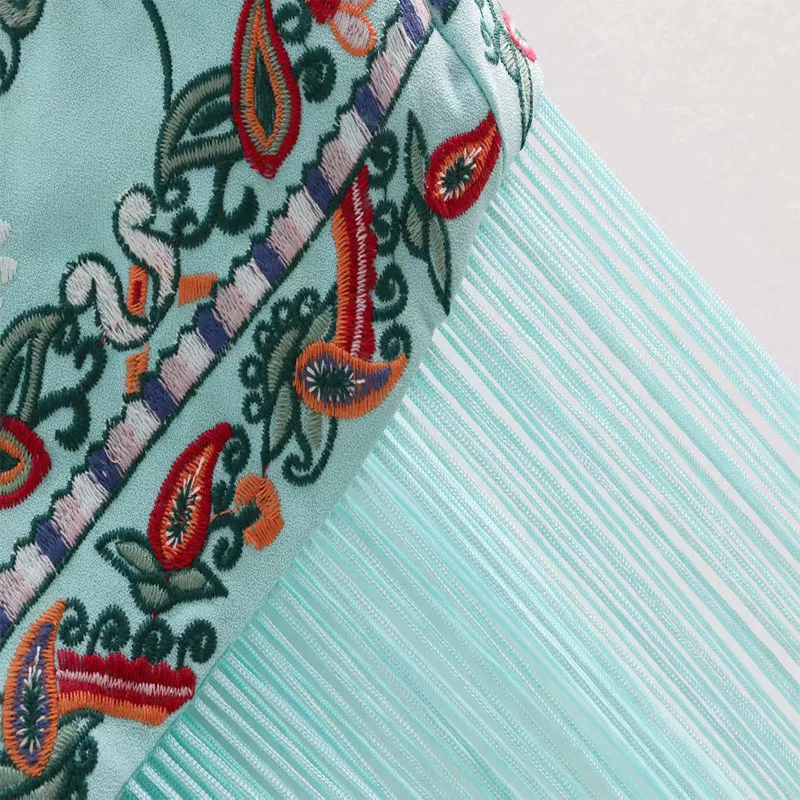 

Women 2019 Boho Kimono Embroidery Summer Autumn Floral Blouse Sexy Flare Sleeve Chic Gradient Fringe Hippie Beach Wear Blouse