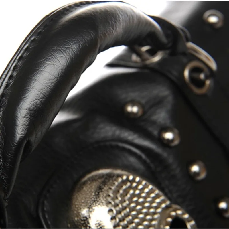 Новый 2017 Большие Женщины Кожаные Европейские Дизайнерские Сумки Заклепки На