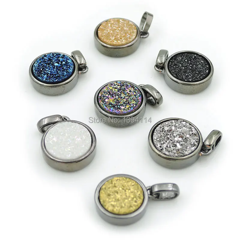 

Titanium Coated Crystal Druzy Round Pendant Of Gluing Brass Base Black Plated Approx 13*11*4mm