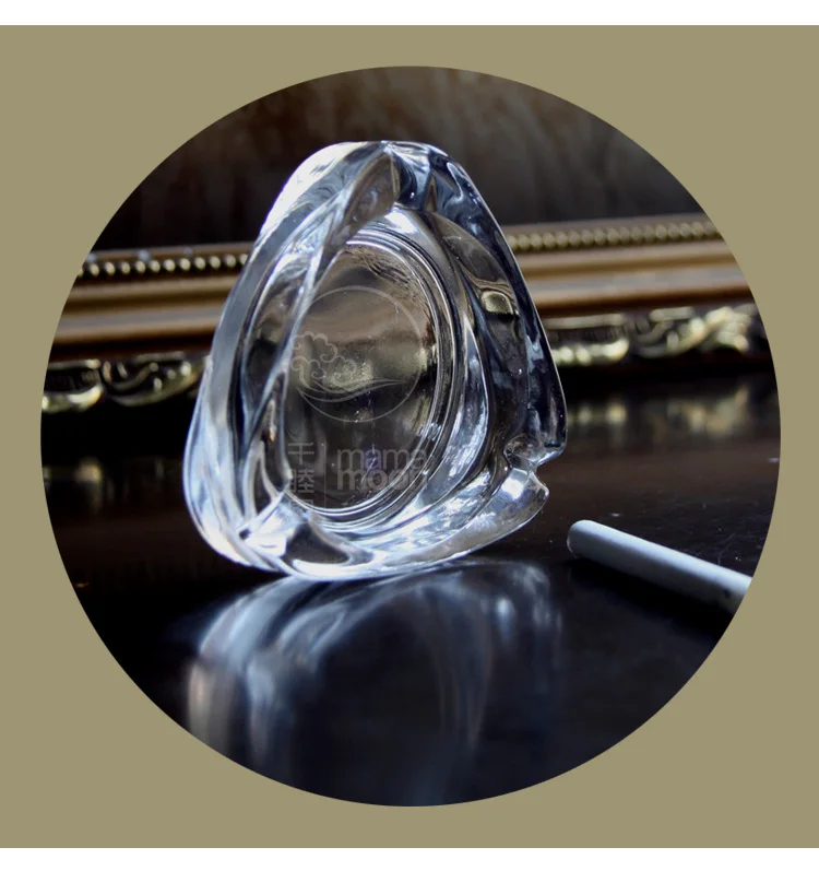 Fashion triangle ashtray glass decoration | Дом и сад