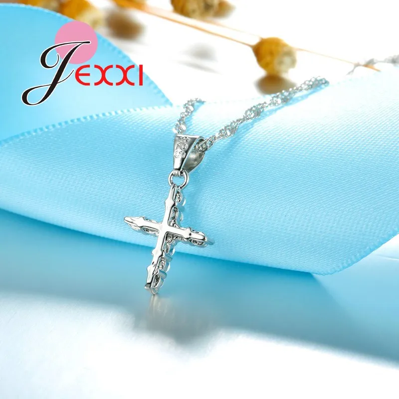 Женский винтажный комплект из колье и серёг Классический ювелирный набор с