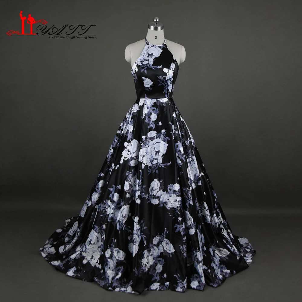 Настоящая фотография 2017 новое поступление черное атласное платье с принтом на