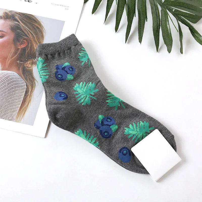 Navy socks Милые художественные носки с фруктовым узором для женщин, корейские летние забавные носки с животными, белые короткие хлопковые забавные прикольные носки унисекс - Цвет: Navy socks