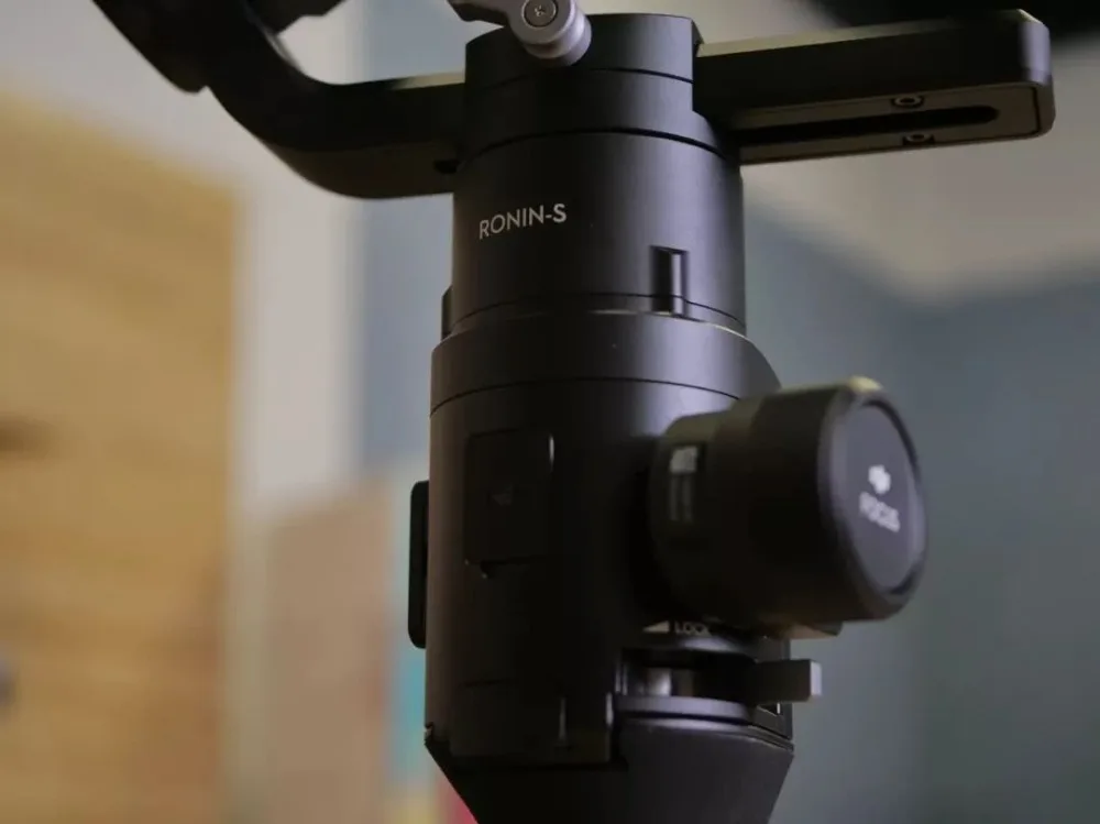 IN STOCK! DJI Ronin S Professional Camera Control 3-axis Stabilization Max Battery Life 12 hrs Automated Smart Features